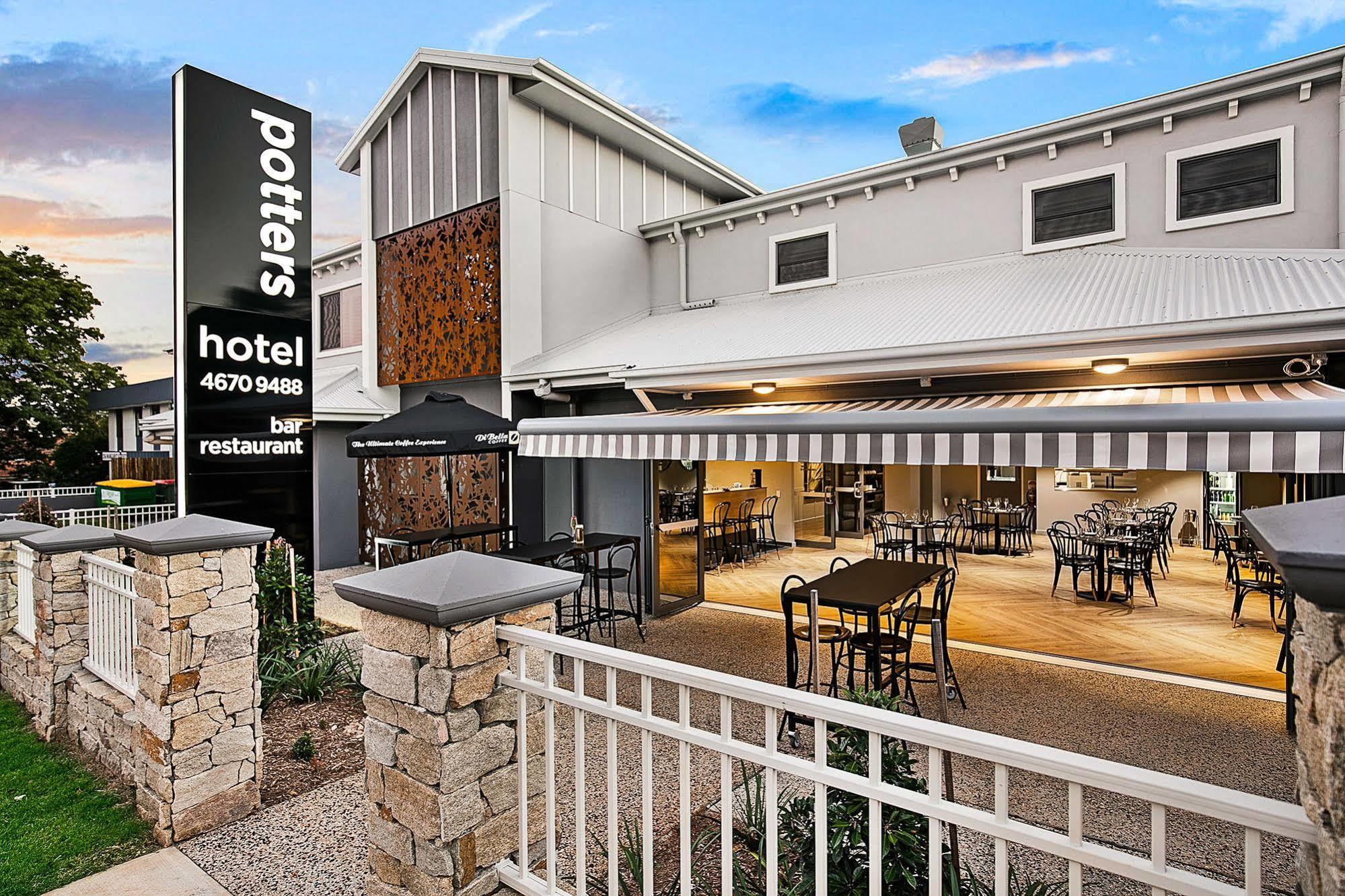 Potters Toowoomba Hotel ภายนอก รูปภาพ