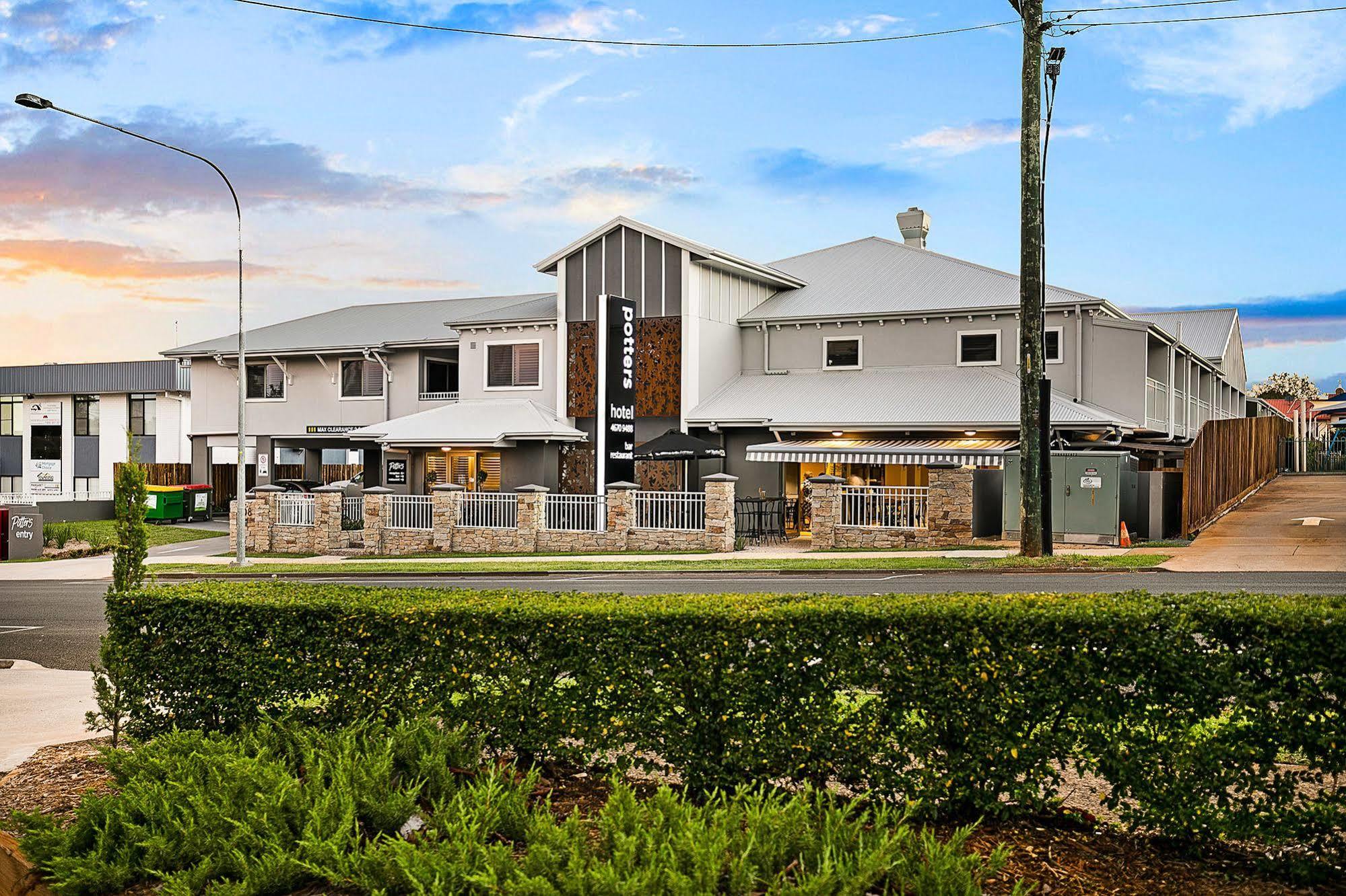 Potters Toowoomba Hotel ภายนอก รูปภาพ